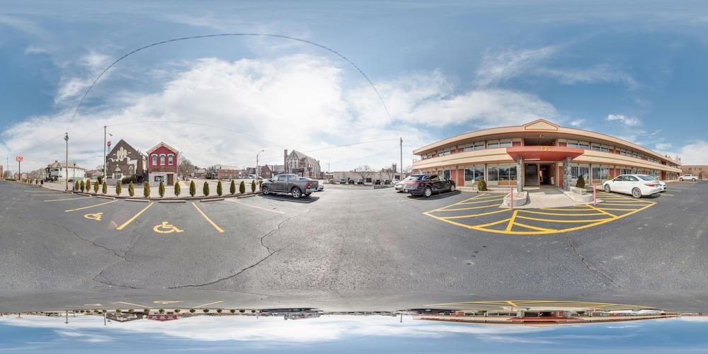 Lodge Econo Zanesville