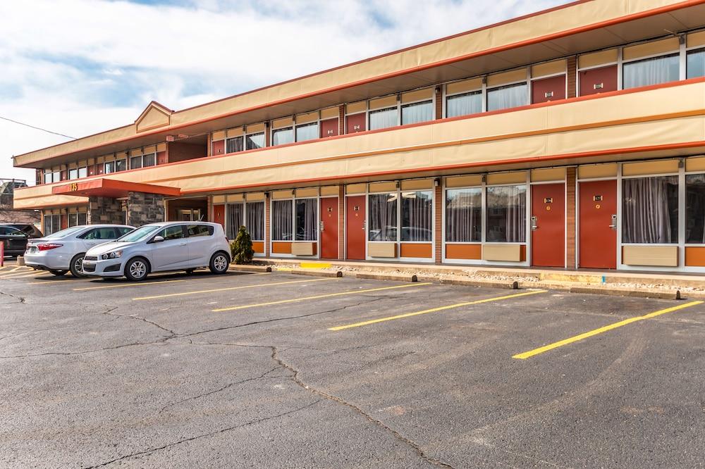 Econo Lodge